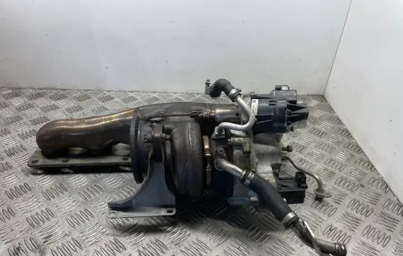 BMW 5 F10 F11 Turbo 7643115 1853970 710050700