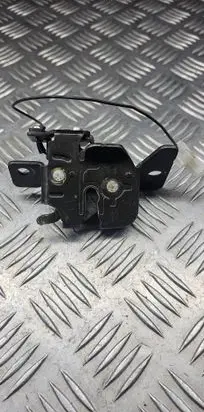 Mazda 323 Tailgate/trunk/boot lock/catch/latch 5K15
