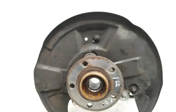 Volvo XC40 Front wheel hub spindle knuckle 32221147