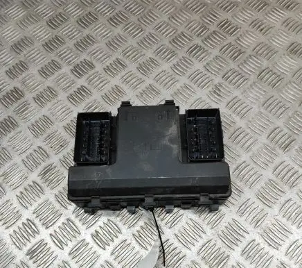 Ford Mondeo MK IV Fuse module FG9T14A067RA