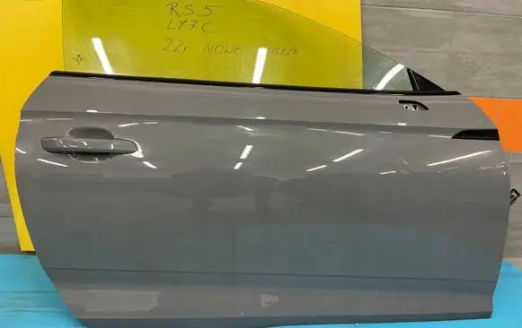 Audi RS5 Door (2 Door Coupe) LY7C DRZWIRS5 RS58W