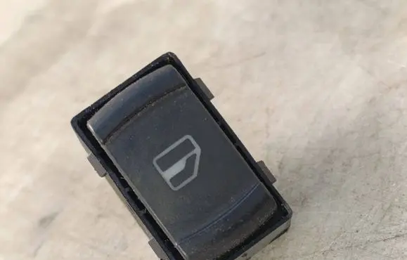 Volkswagen PASSAT B5.5 Electric window control switch 1J0959855