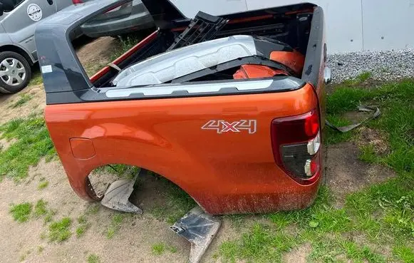 Ford Ranger Pickup box tonneau cover