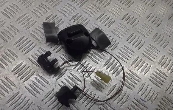 Chevrolet Aveo Steering wheel buttons/switches 