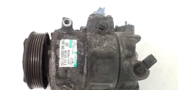 Volkswagen PASSAT B6 Air conditioning (A/C) compressor (pump) 1K0820803S 011885116B4
