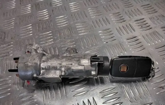 Seat Ibiza IV (6J,6P) Ignition lock 4B0905851C