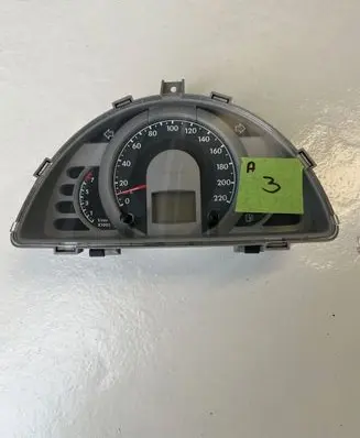 Volkswagen Fox Speedometer (instrument cluster) 5Z0920820