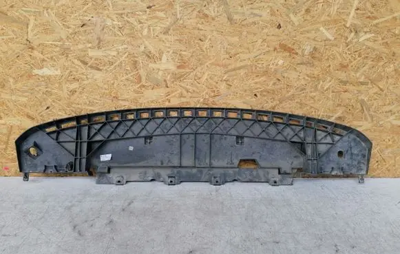 Front bumper skid plate/under tray