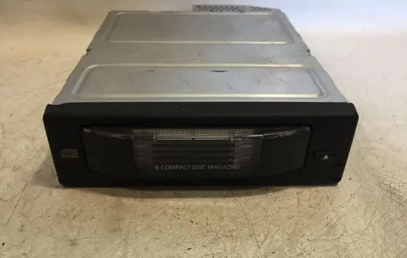 BMW 5 E60 E61 CD/DVD changer 65129131850