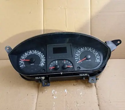 Iveco Daily 4th gen Speedometer (instrument cluster) 