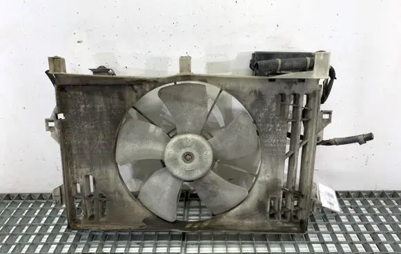 Toyota Avensis T250 Fan set 