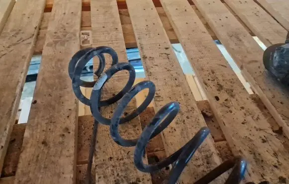 Volkswagen Golf VII Rear coil spring