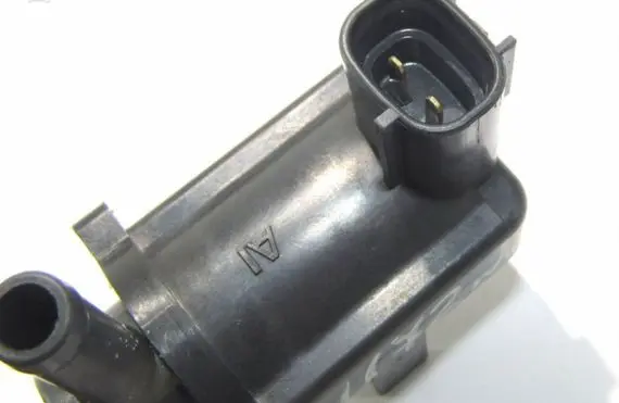 Lexus RX 330 - 350 - 400H Vacuum valve 9091012272