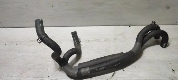 Mazda 3 III Engine coolant pipe/hose 151213