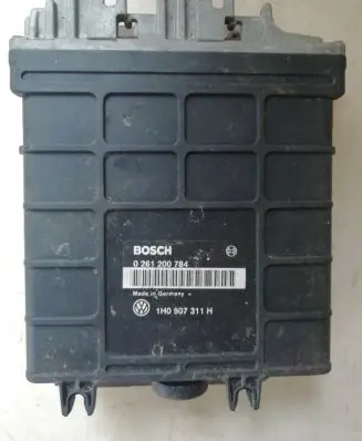 Volkswagen Golf III Engine control unit/module 1H0907311H 0261200784
