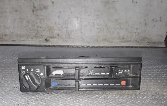 Volkswagen Transporter - Caravelle T4 Climate control unit 321819045C
