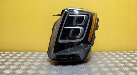 KIA Telluride Headlight/headlamp 92101-S9 1877