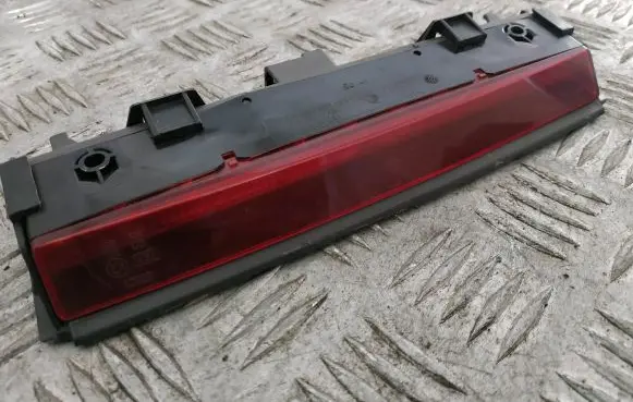 Alfa Romeo 147 Third/center stoplight 46743133