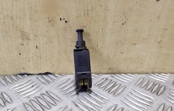 Volkswagen Transporter - Caravelle T4 Brake pedal sensor switch 191945515