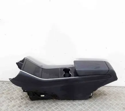 Tesla Model 3 Center console 113742700C