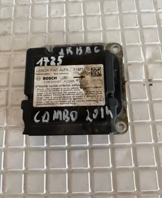 Opel Combo D Airbag control unit/module 51881770 0285010857