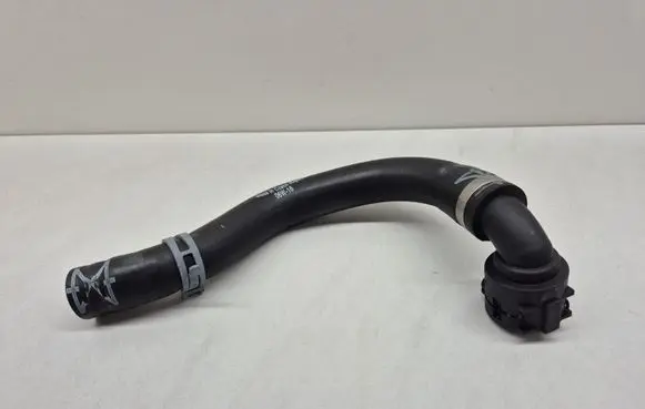 Porsche Cayenne (92A) Engine coolant pipe/hose 7P5819332 8E0122293