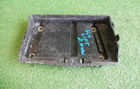 Mercedes-Benz GLC X253 C253 Battery tray 