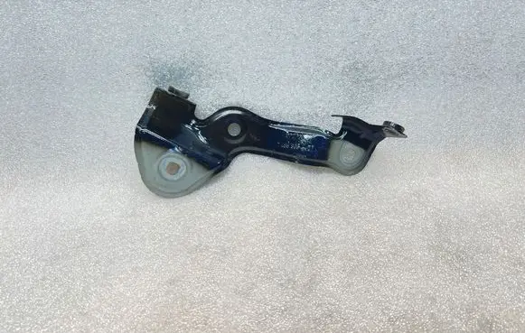 BMW 4 G22 G23 G24 G26 Fender mounting bracket 7486806 07225