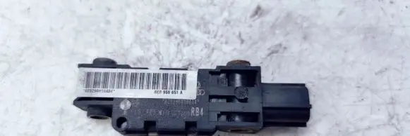 Audi A4 S4 B7 8E 8H Airbag deployment crash/impact sensor 8E0959651A