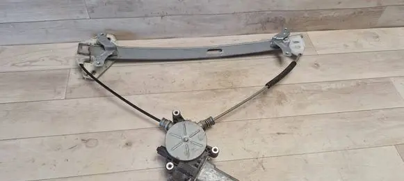 Honda Accord Front door window regulator with motor