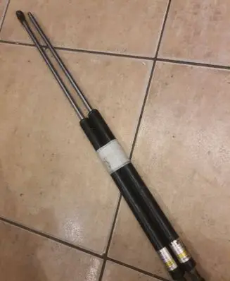 Mitsubishi Carisma Tailgate/trunk strut/damper 1082849 90369