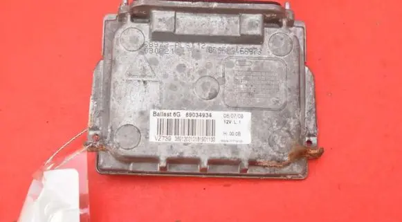 Citroen C5 Voltage converter/converter module 89034934