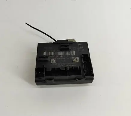 Audi A3 S3 8V Door control unit/module 5Q0959593E 5Q0959593B