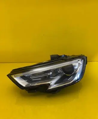 Audi A3 S3 8V Headlight/headlamp 8V0941005E