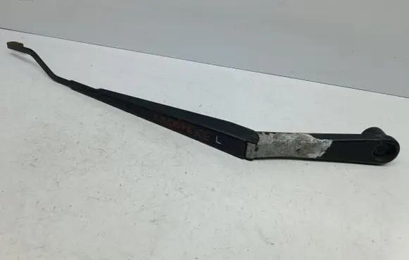 Jeep Grand Cherokee (WK) Front wiper blade arm D1725 6914