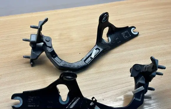 BMW 3 GT F34 Tailgate/trunk/boot hinge 7295644 7295643