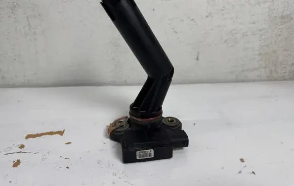 Mercedes-Benz B W245 Oil level sensor 25570740A6 A0051539428