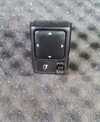 Nissan Pathfinder R51 Wing mirror switch 25570AX005