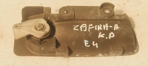 Opel Zafira A Front door lock (next to the handle) 0447
