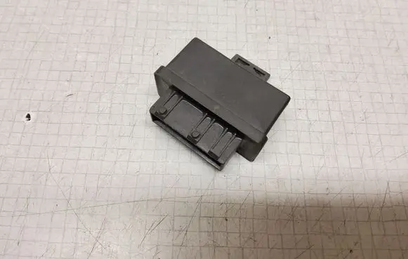 Peugeot 307 Ignition amplifier control unit 240107