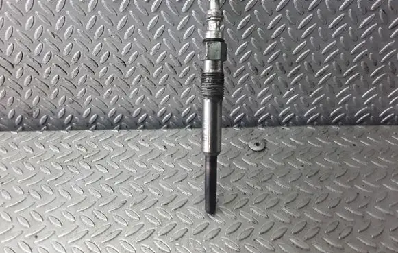 Renault Megane I Glow plug NGKY732J