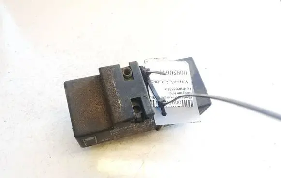 Skoda Octavia Mk1 (1U) Coolant fan relay 1j0919506k 898972000