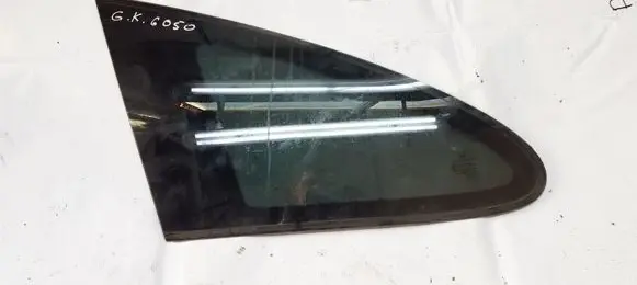 Honda CR-V Rear side window