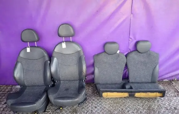 Seat set