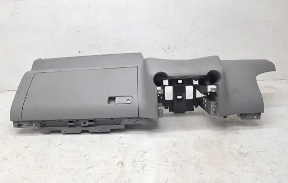 Volkswagen Touareg I Glove box set 7L6858904