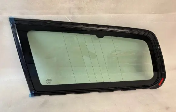 Volvo XC70 Rear side window 31299068