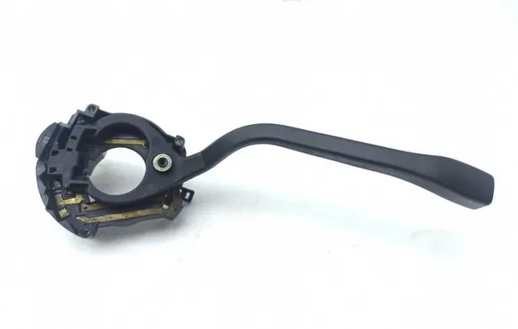 Volkswagen Golf I Wiper control stalk 321953503D