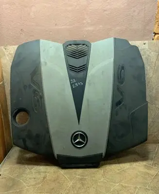 Mercedes-Benz CLS C218 X218 Engine cover (trim) A6420105867