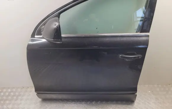 Audi Q7 4L Front door 43R001582 E000231 DOT682M3240AS2