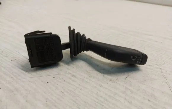 Opel Corsa B Wiper control stalk 90196376 90221175 90243252